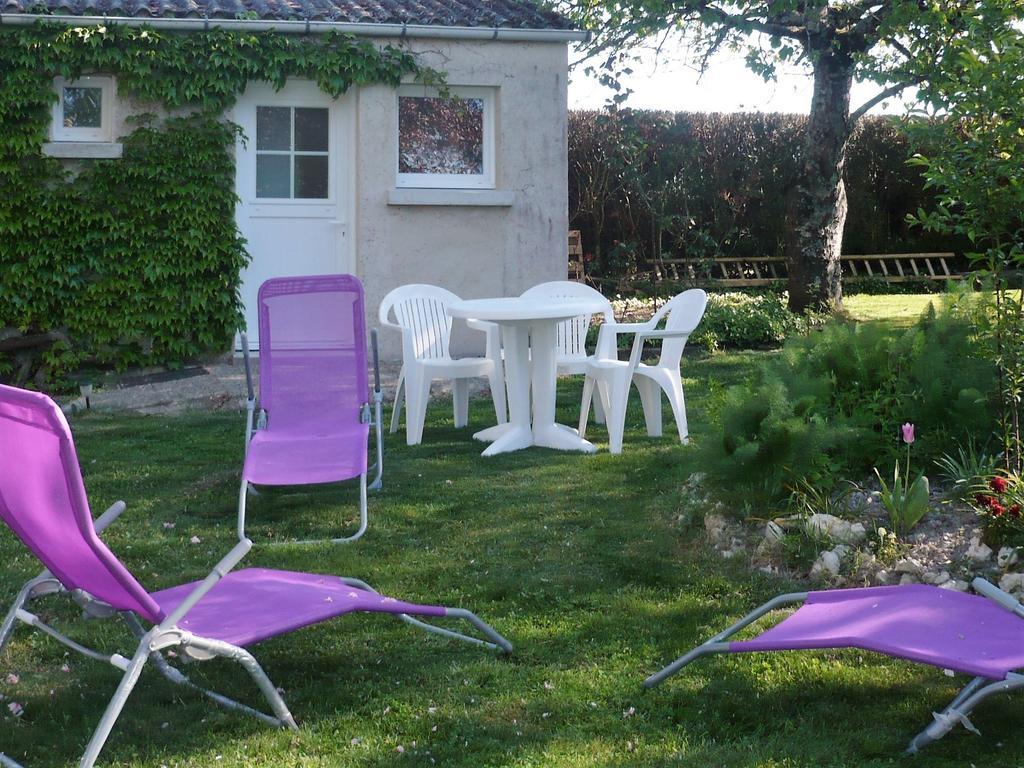 Chambres D'Hotes Anne-Marie Châtillon-sur-Indre Exterior photo